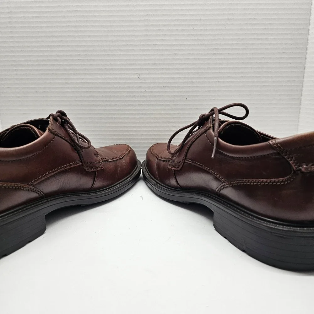 ECCO‎ SHOCKPOINT Leather Oxfords Size 40 ( 7 to 7 1/2 US ) Reddish Brown